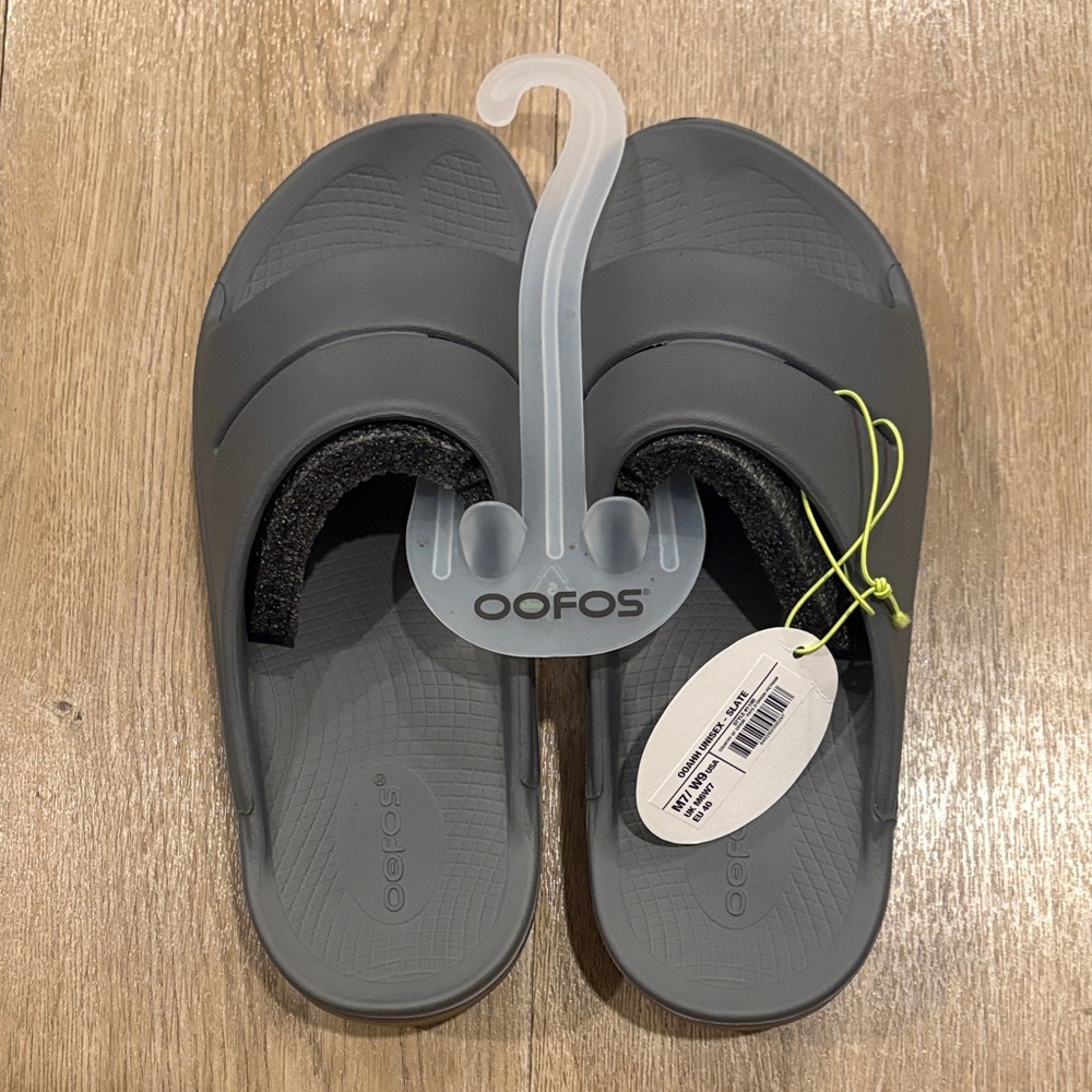 OOFOS Charcoal Comfort Slides